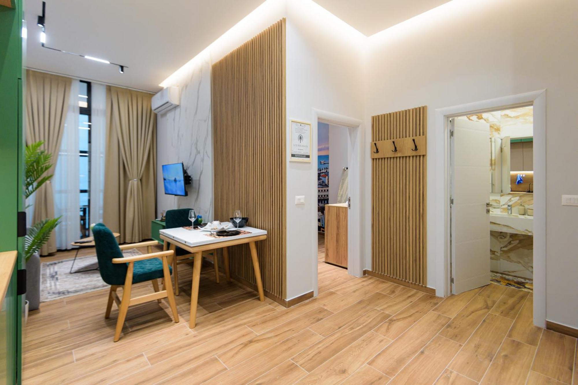 Lux Holidays Durrës 外观 照片